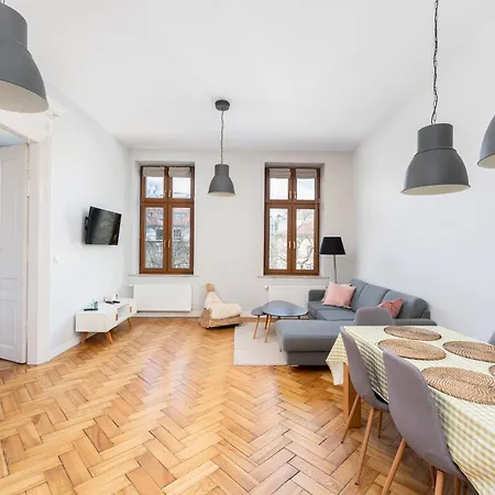 Dietla Avenue Charm Apartment
