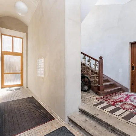 Apartment Dietla Avenue Charm